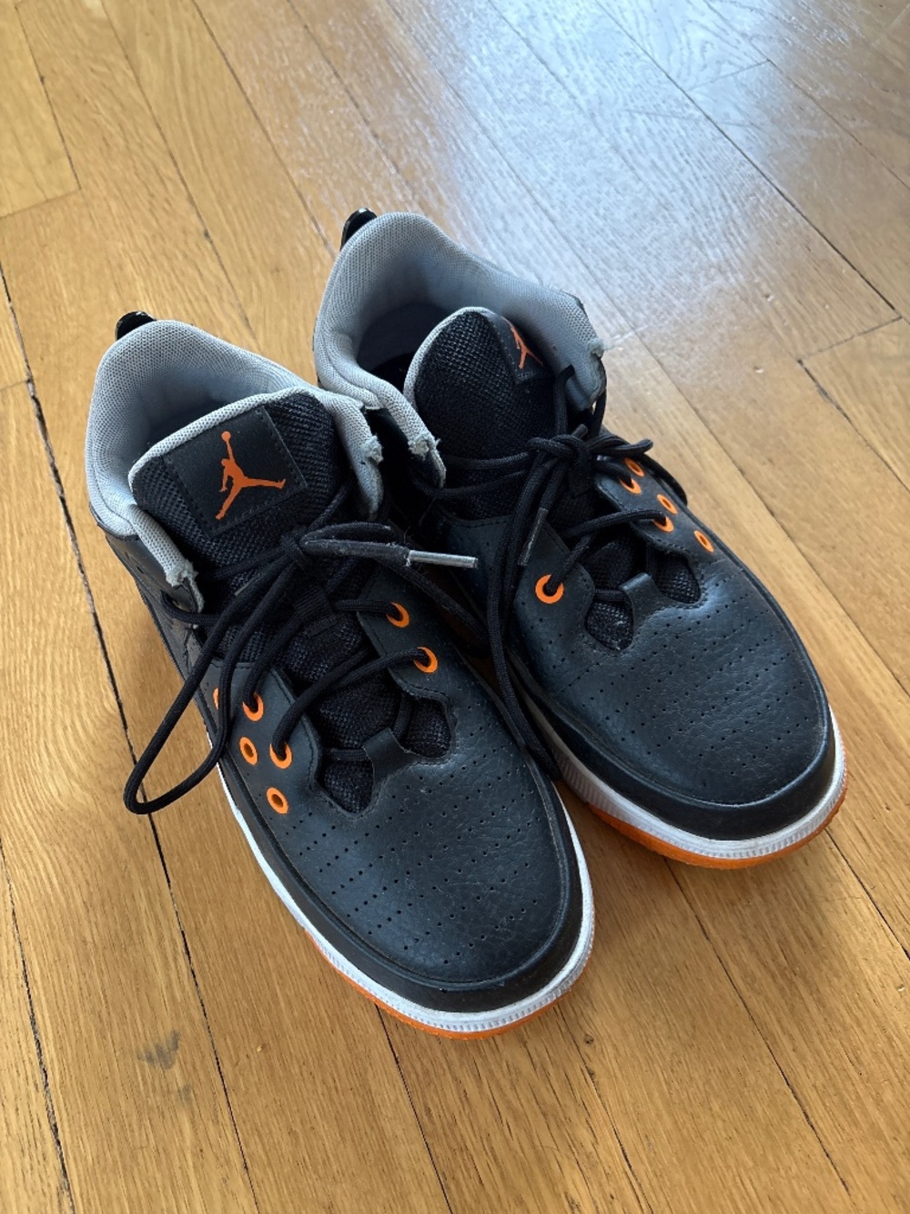 Boys Nike Air Jordan Size 6.5